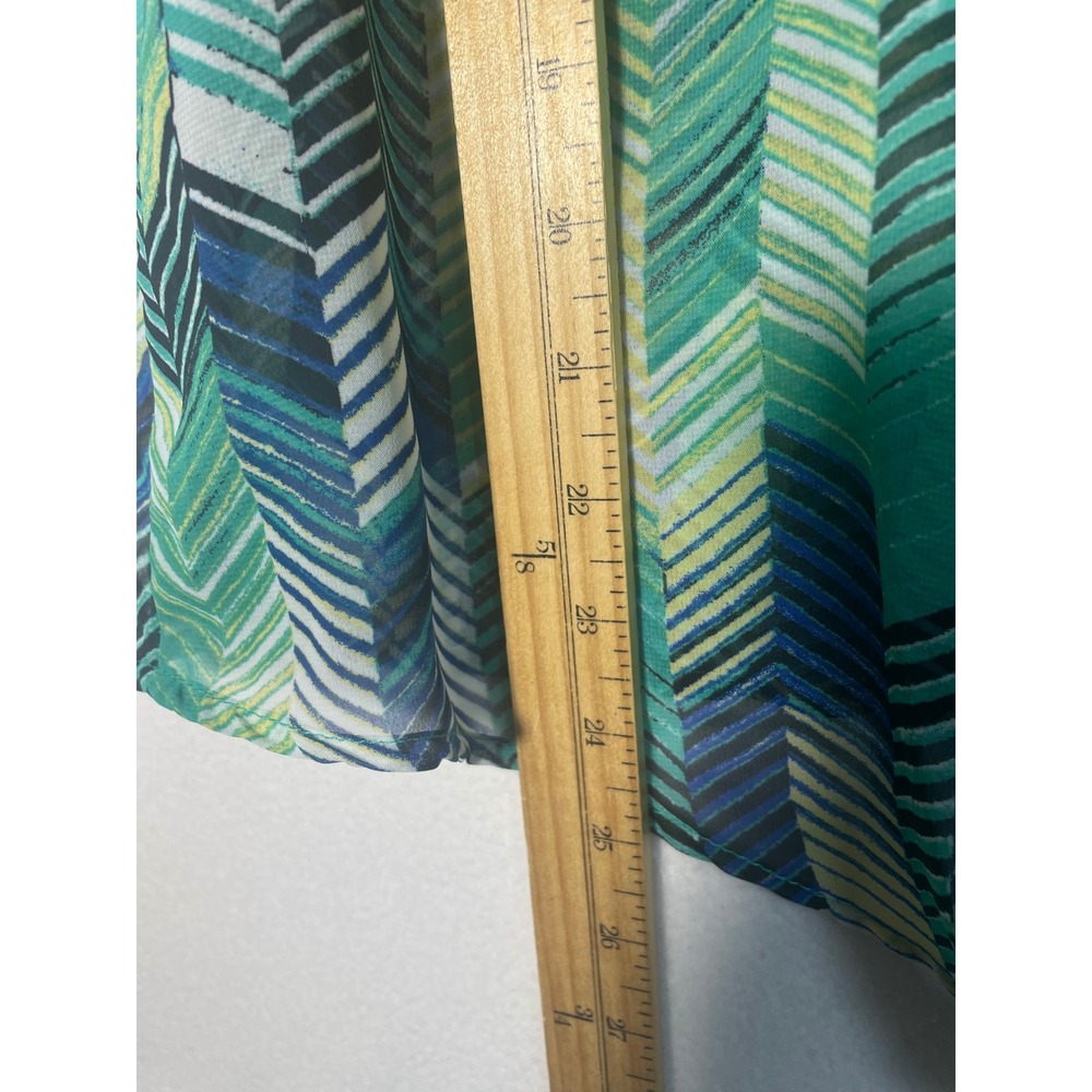 Halo Women's M Medium Chevron Print Tie Front‎ Button Down Top Green Blue - Picture 7 of 8